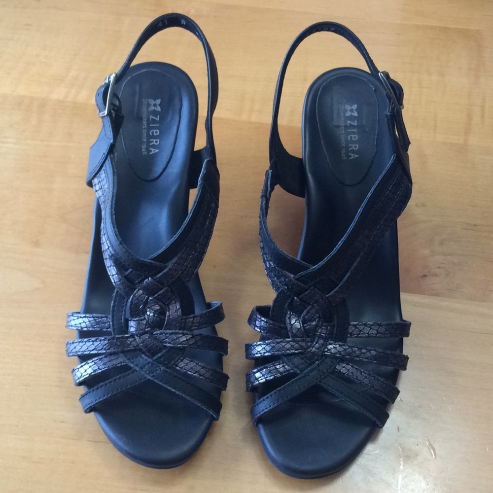Ziera comfortable black leather heeled sandal